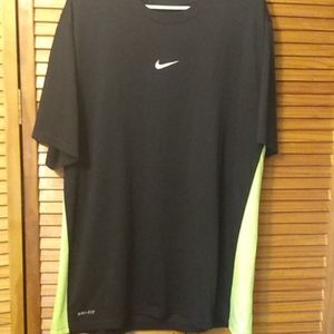 Nike dri-fit shirt xxl black and bright yellow